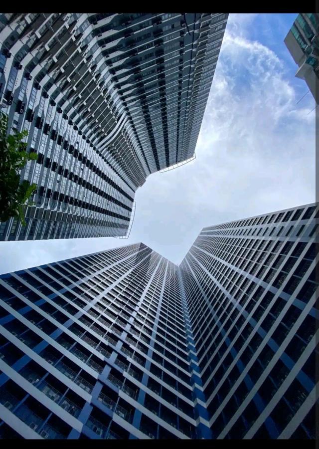 Air Residences Condominium Deluxe Маніла Екстер'єр фото